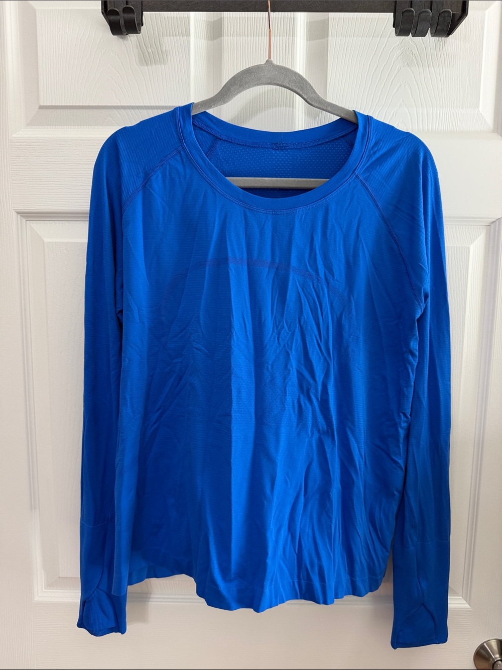 lululemon athletica Long-Sleeve Athletic Tee in Bright Blue Swiftly size 16